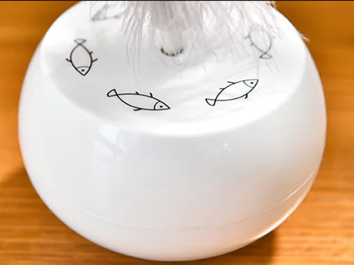 Mistpaw™ Rotating Feather Cat Teaser